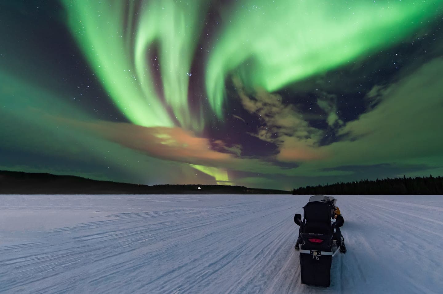 Hunt for the northern lights by snowmobile (single rider) thumbnail