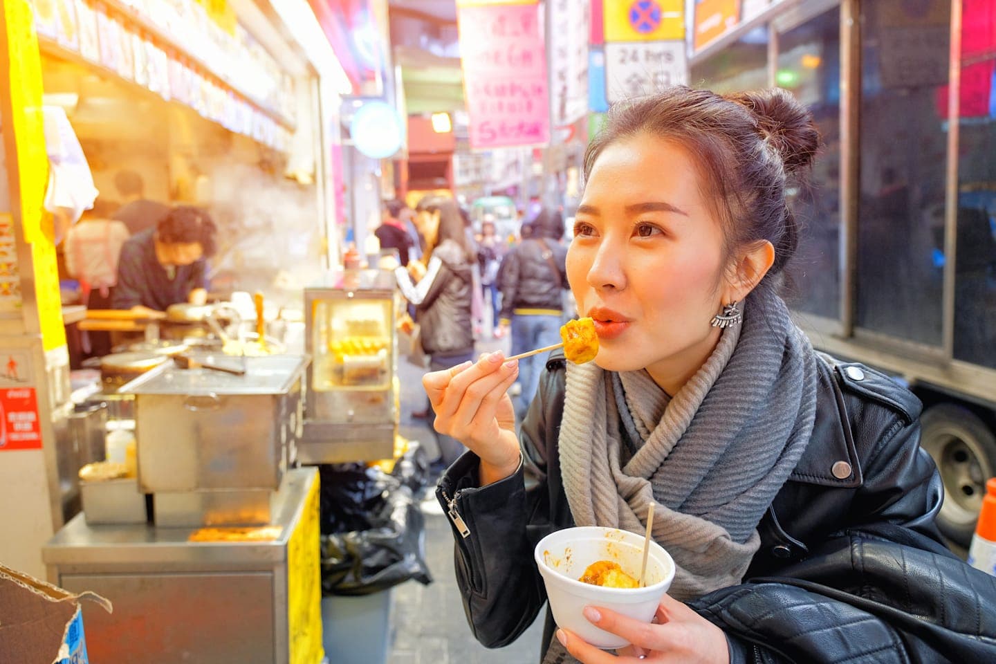 Food tour through Hong Kong thumbnail